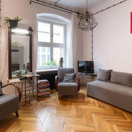 Lägenhet Globetrotter, 2 Bedroom By The Main Square