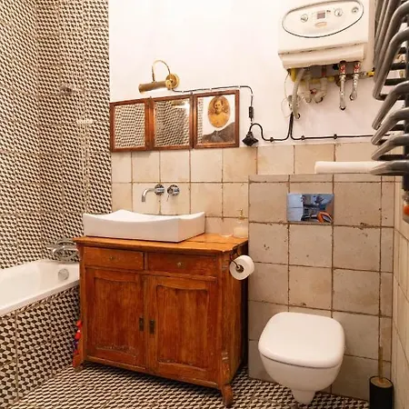 Globetrotter, 2 Bedroom By The Main Square شقة